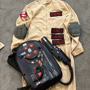 Ghostbusters Costume with Realsti. Proton Pack - Men’s Medium